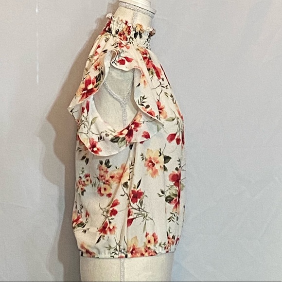 Blouses/flannels/button ups - 2 for $20 or 3 for $30 (Mix & Match) - Picture 4 of 5